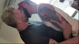 Fucking Hot Daddy Cain Marko in Chicago Romeo Davis XL - thebussybandit.straightguys.org