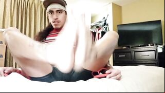 who wants their big dick massaged by my feet twinksoles - gay video